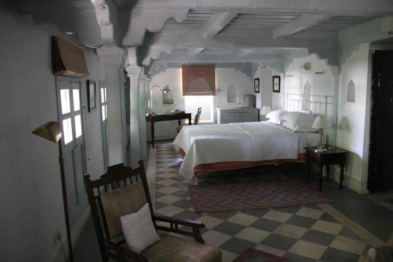 Ahilya Hotel